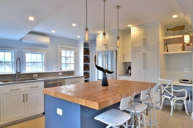 Building Photo - 5 Green Ln