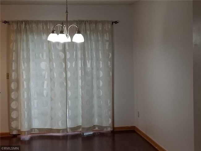 Building Photo - 949 Old Steine Cir