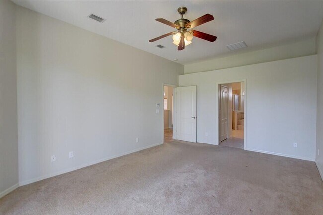 Building Photo - 1185 Dromin Ln