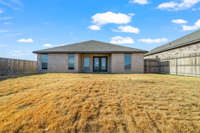 Building Photo - Beautiful 3/2/2 in Frenship ISD