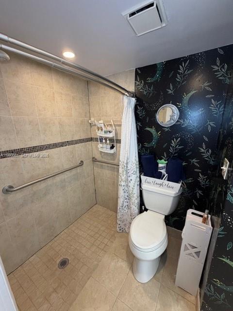 Building Photo - 1100 St Charles Pl