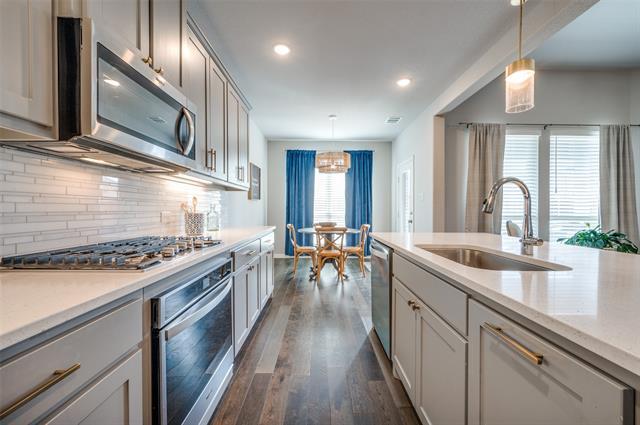 Building Photo - 3004 Comal Dr