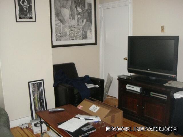 Building Photo - 47 Cameron St