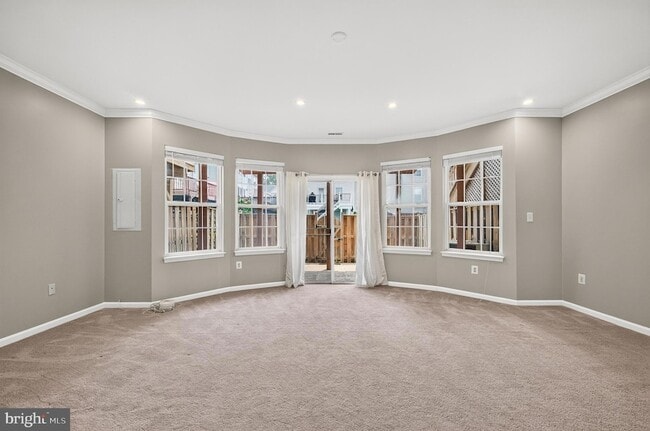 Building Photo - 6805 Oregano Ln