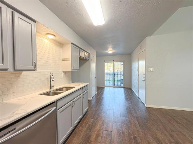 Building Photo - 3101 Wichita Dr