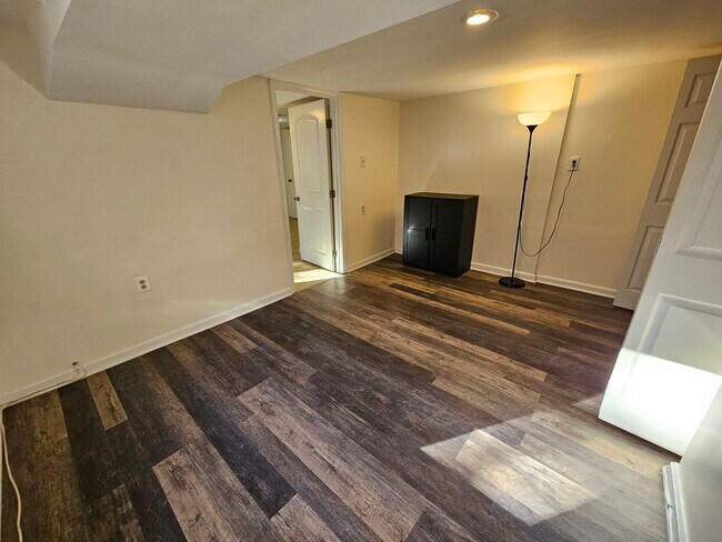 Building Photo - 2030 N Cleveland St