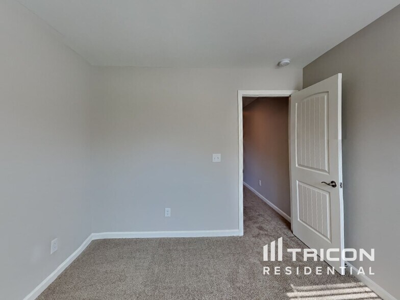 Building Photo - 4264 Socata Ct