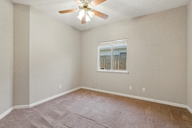 Building Photo - 1789 E Ticonderoga Dr