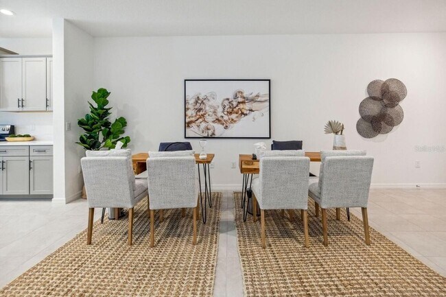 Building Photo - 3462 Caravelle St