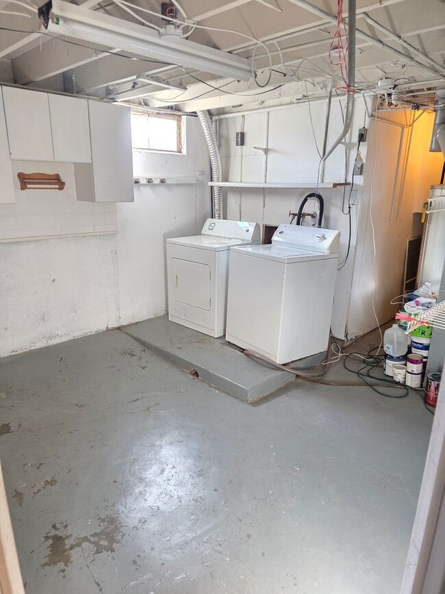 Building Photo - 8600 Engler Ave