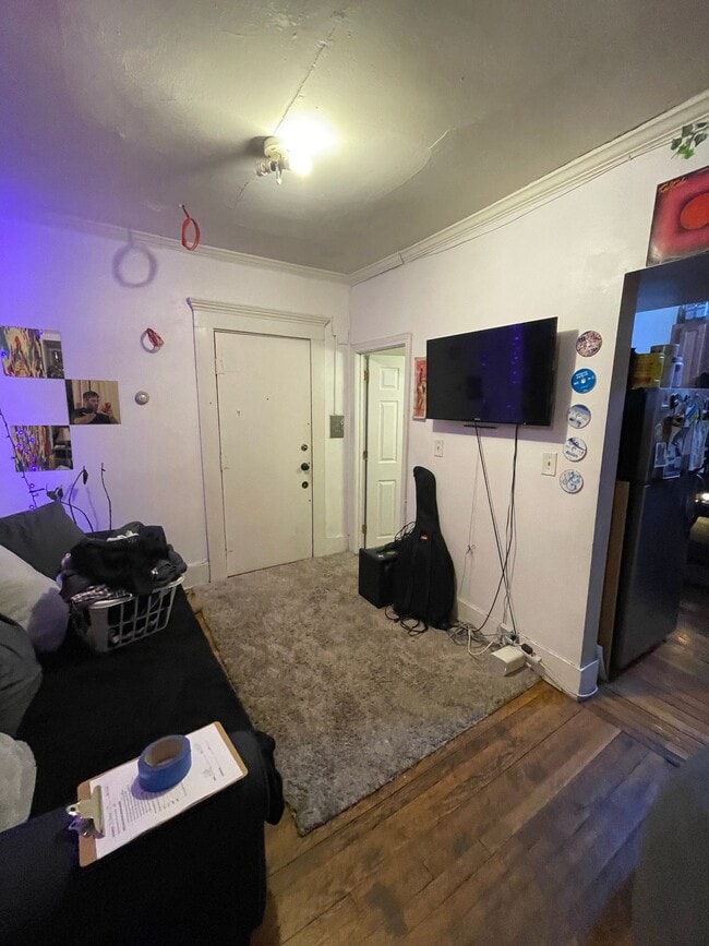 Building Photo - 52 Fenway