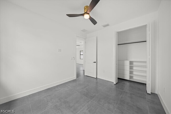 Building Photo - 4536 NW 35th Pl