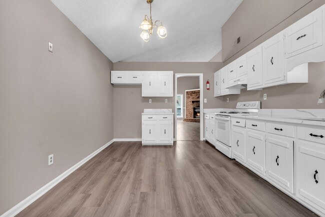 Building Photo - 1816 Rapier Dr