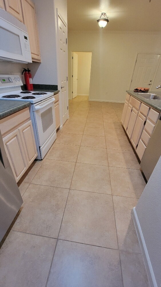 Building Photo - Charming 1-Bedroom Retreat in Roseville - ...