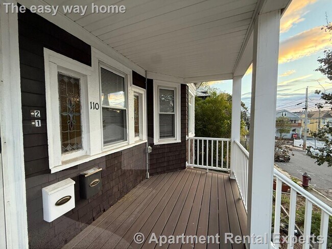 Building Photo - 110 W Quincy St