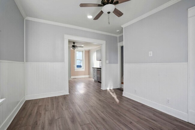 Building Photo - AVAILABLE IN DECEMBER