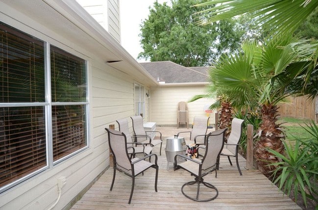 Building Photo - 6207 Highland Branch Dr