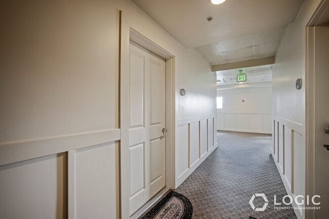 Building Photo - 6605 N 2200 W