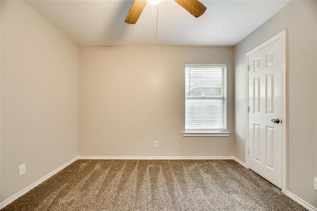 Building Photo - 6108 Paradise Dr