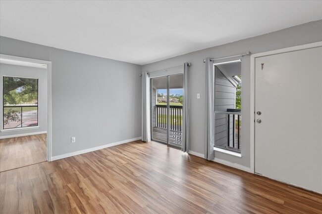 Building Photo - 13151 Walden Rd