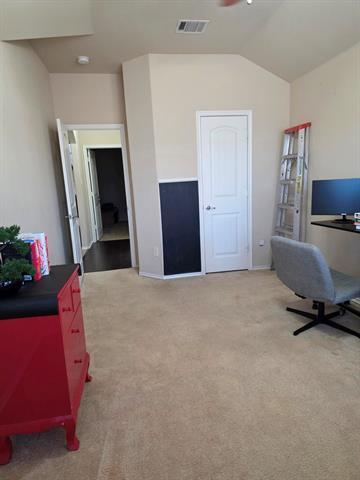 Building Photo - 213 Independence Tr