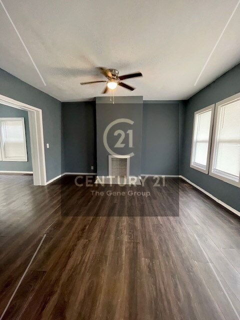 Building Photo - 2114 Wayne Ave