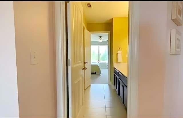 Building Photo - 5325 Chesire Ct