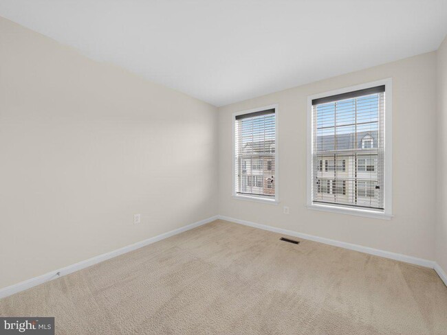 Building Photo - 1169 Carinoso Cir