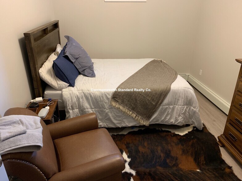 Building Photo - 1340 Commonwealth Ave