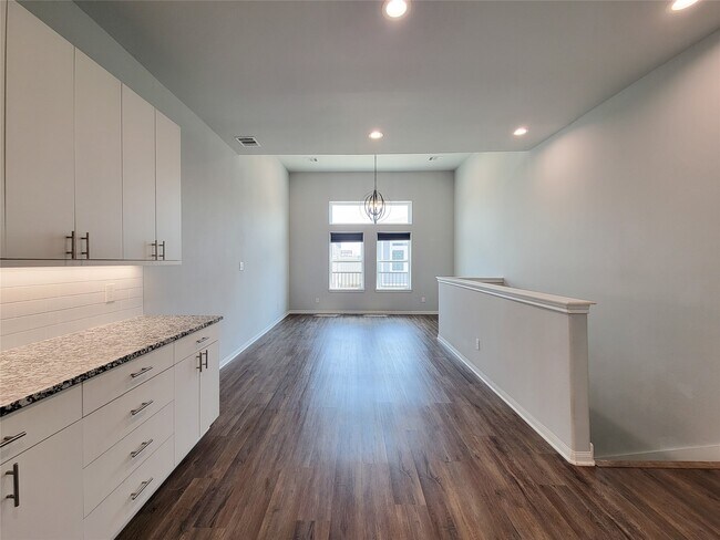 Building Photo - 4908 Paradigm Ln