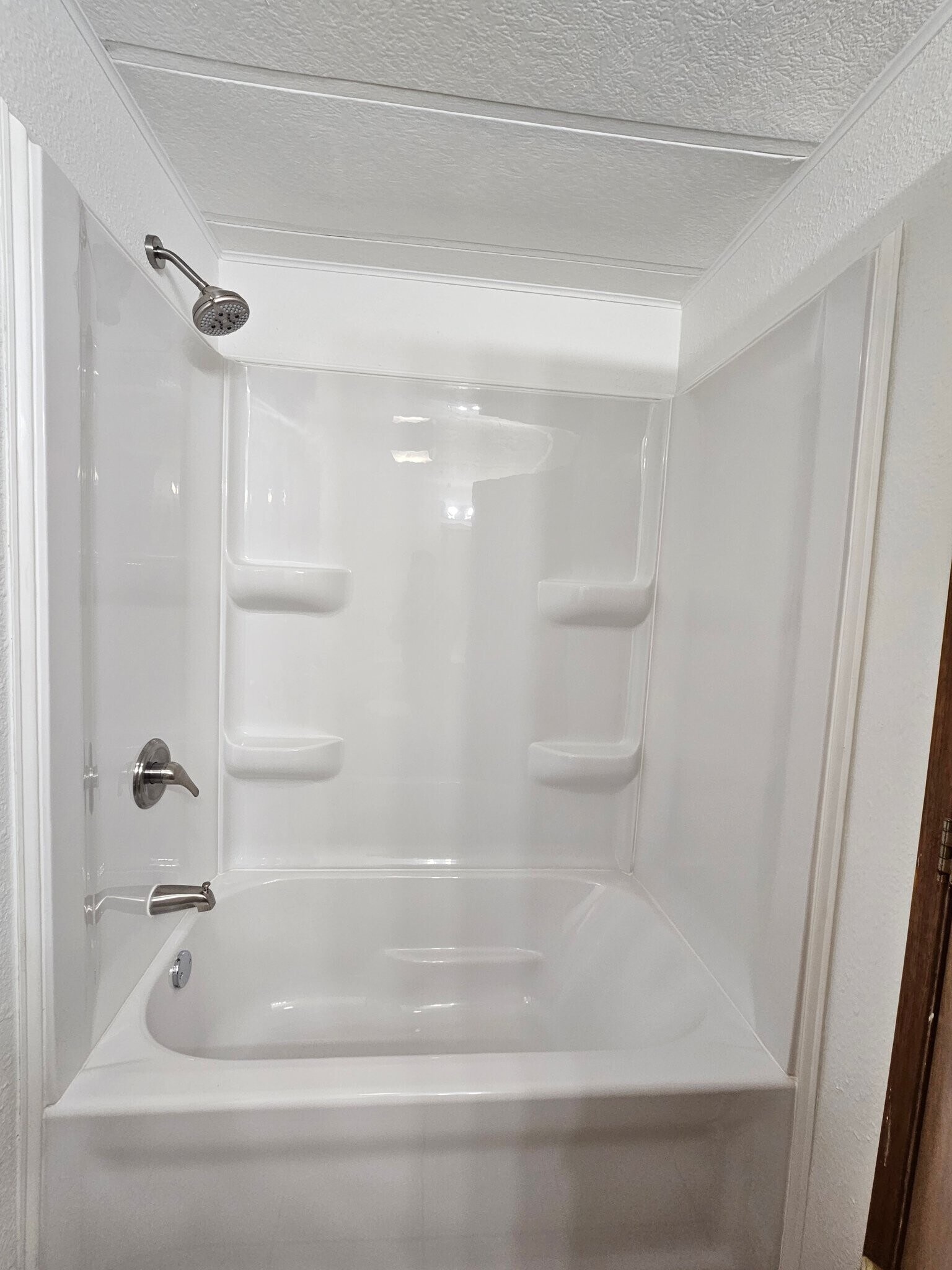 Building Photo - 614 S Andes Rd