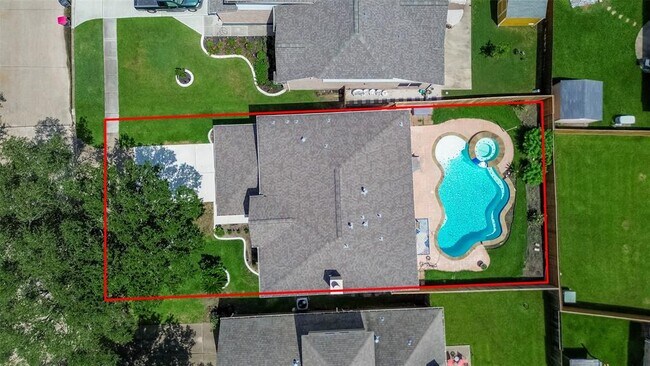 Building Photo - 13703 Broad Oaks Ln