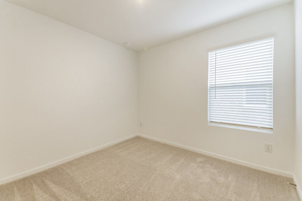 Building Photo - 1712 Crossbill St