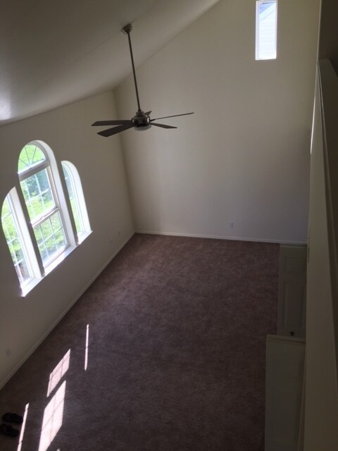 Building Photo - sax1823/1825