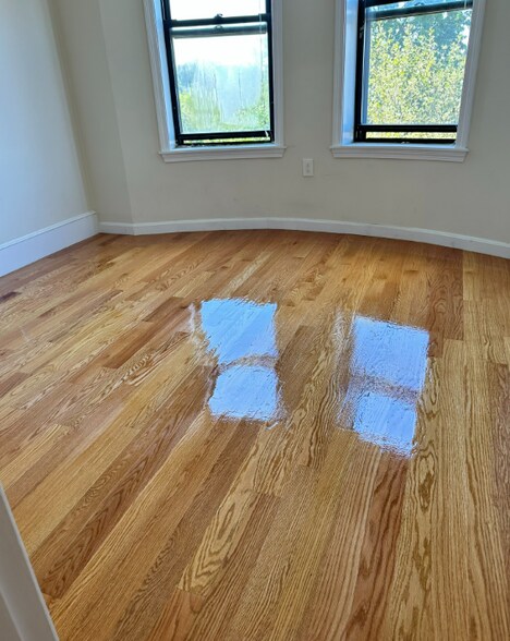 Building Photo - 16 Copenger St