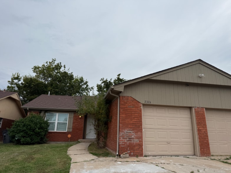 Primary Photo - 2316 S 84th E Ave