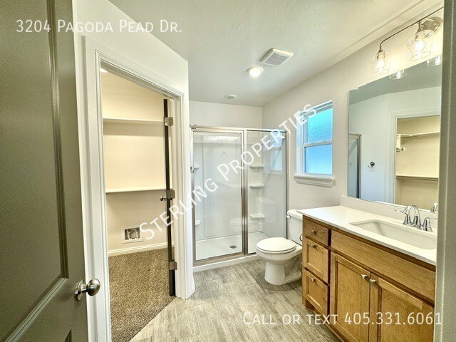Building Photo - 3204 Pagoda Pead Dr
