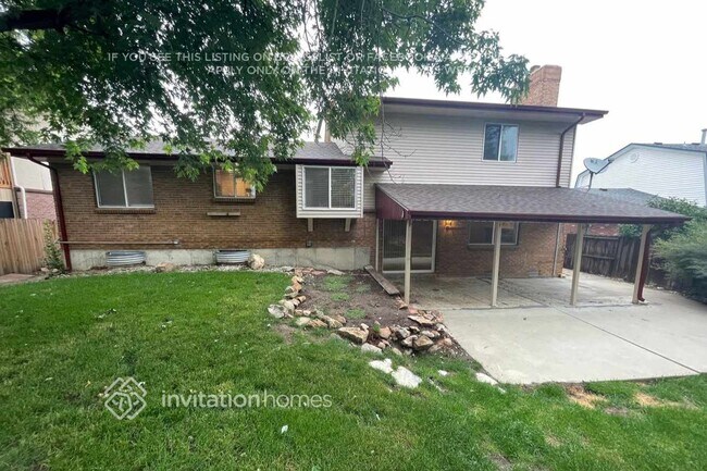 Building Photo - 10652 W 102nd Ave