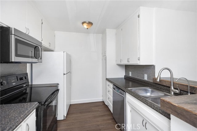 Building Photo - 803 Calle Puente