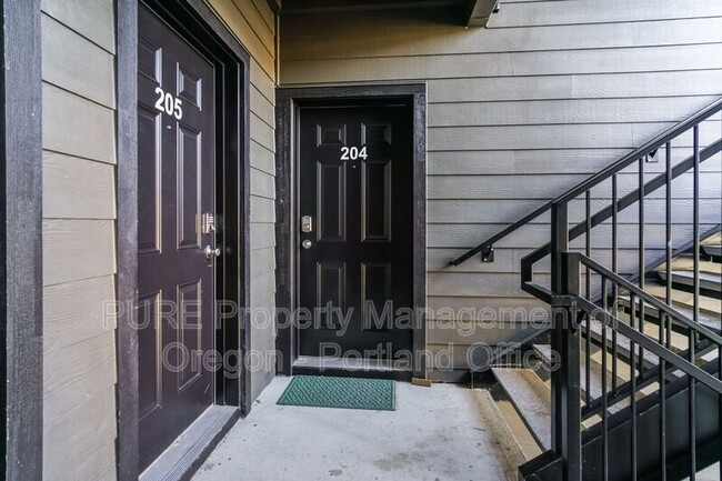 Building Photo - 22025 NE Halsey St