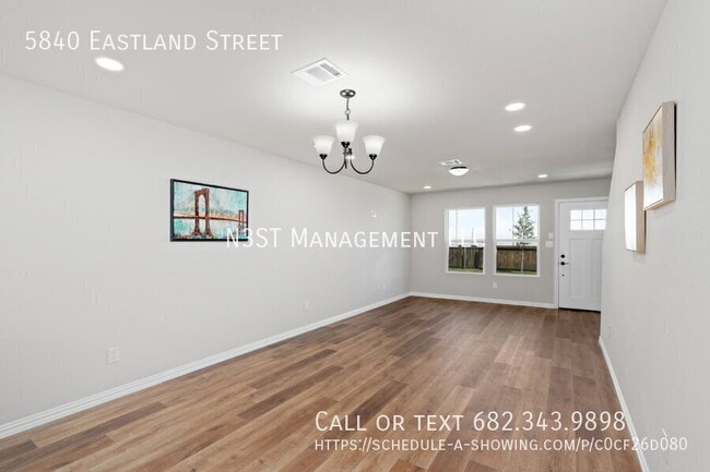 Building Photo - 5840 Eastland St