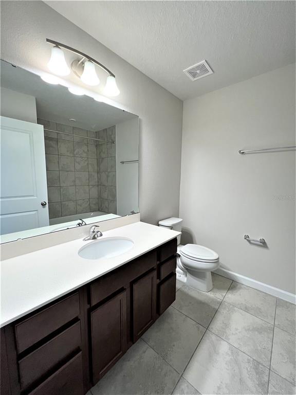 Building Photo - 2126 Laceflower Dr