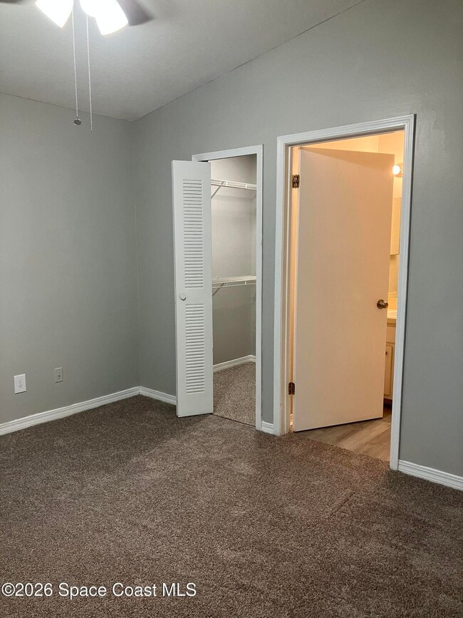 Building Photo - 7667 N Wickham Rd