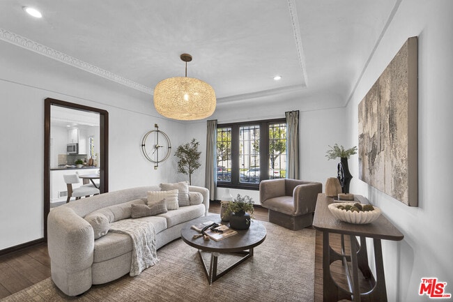 Building Photo - 203 S Detroit St