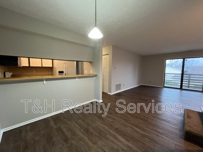 Building Photo - 2971 Horseshoe Bend Dr