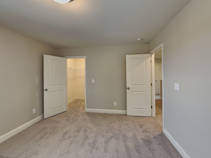 Building Photo - 3201 Emerald Ridge Ct