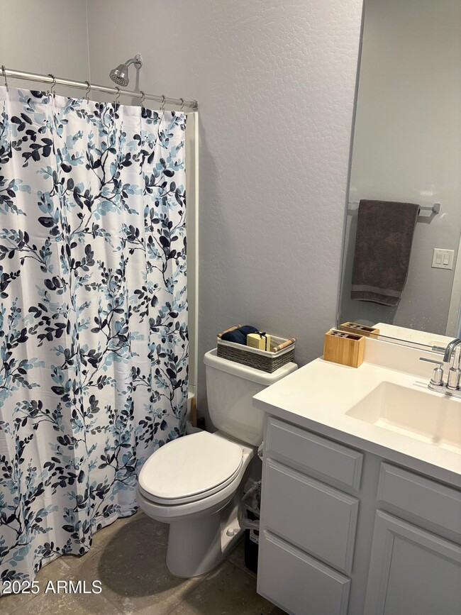Building Photo - 8903 W Bethany Heights Dr