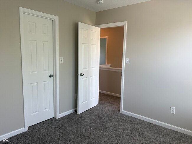 Building Photo - 8151 Firefly Way