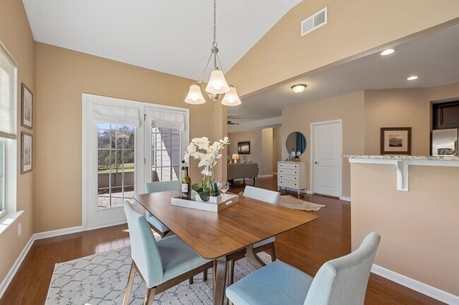 Building Photo - Charming and move-in ready 3-bedroom, 2.5-bath home
