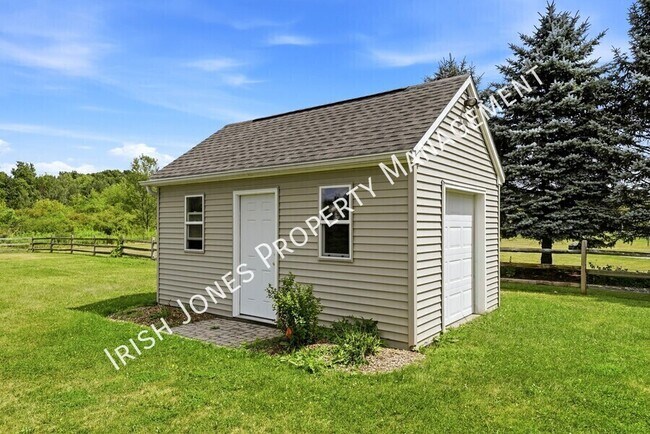 Building Photo - 109 Ashwood Ln